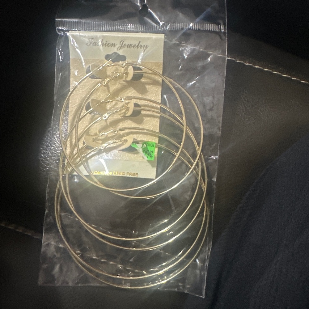 14K Gold earrings